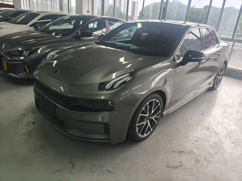 Lynk & Co 03 2021 2.0TD Automatic Pro купить на сайте DeffCars