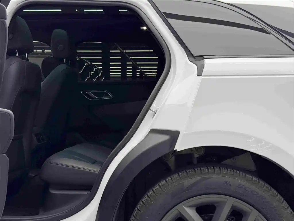 Range Rover Velar 2024 Dynamic SE купить на сайте DeffCars