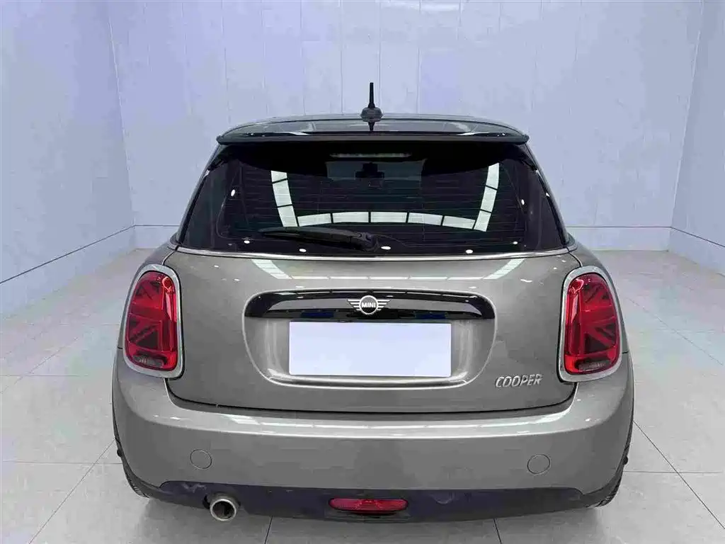 MINI 2021 1.5T COOPER Artist купить на сайте DeffCars