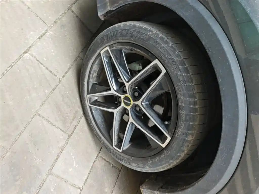 Roewe RX5 2021 PLUS 330TGI automatic national trend smart version купить на сайте DeffCars