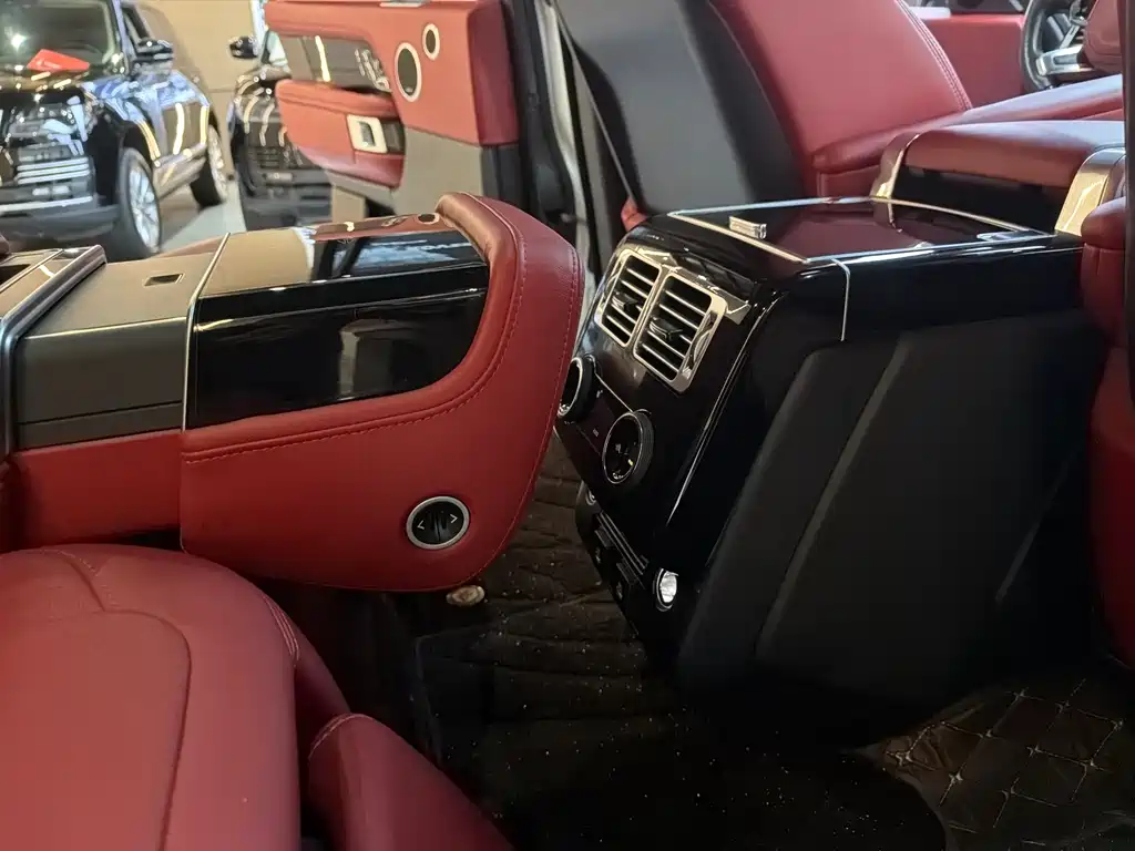 Range Rover 2022 3.0 L6 400PS Honor Creation Extended Edition купить на сайте DeffCars