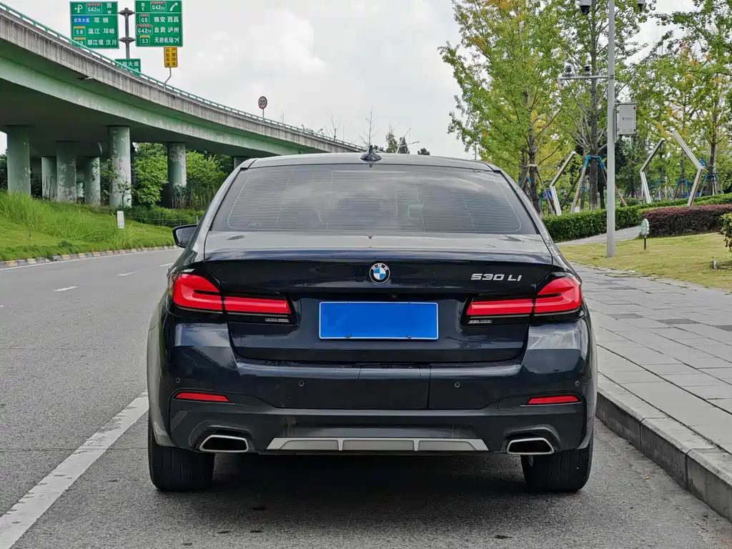 BMW 5 Series 2022 facelift 525Li M Sports Package купить на сайте DeffCars