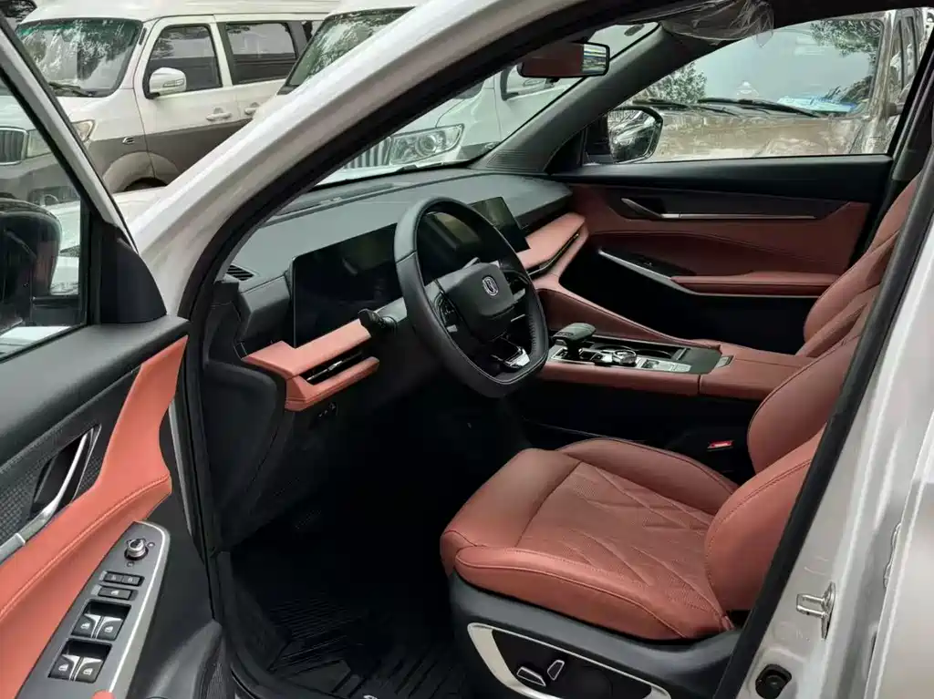 Changan CS75PLUS 2023 third generation 1.5T automatic pilot model купить на сайте DeffCars