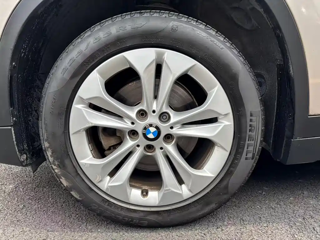 BMW X1 2016 sDrive18Li Exclusive Model купить на сайте DeffCars