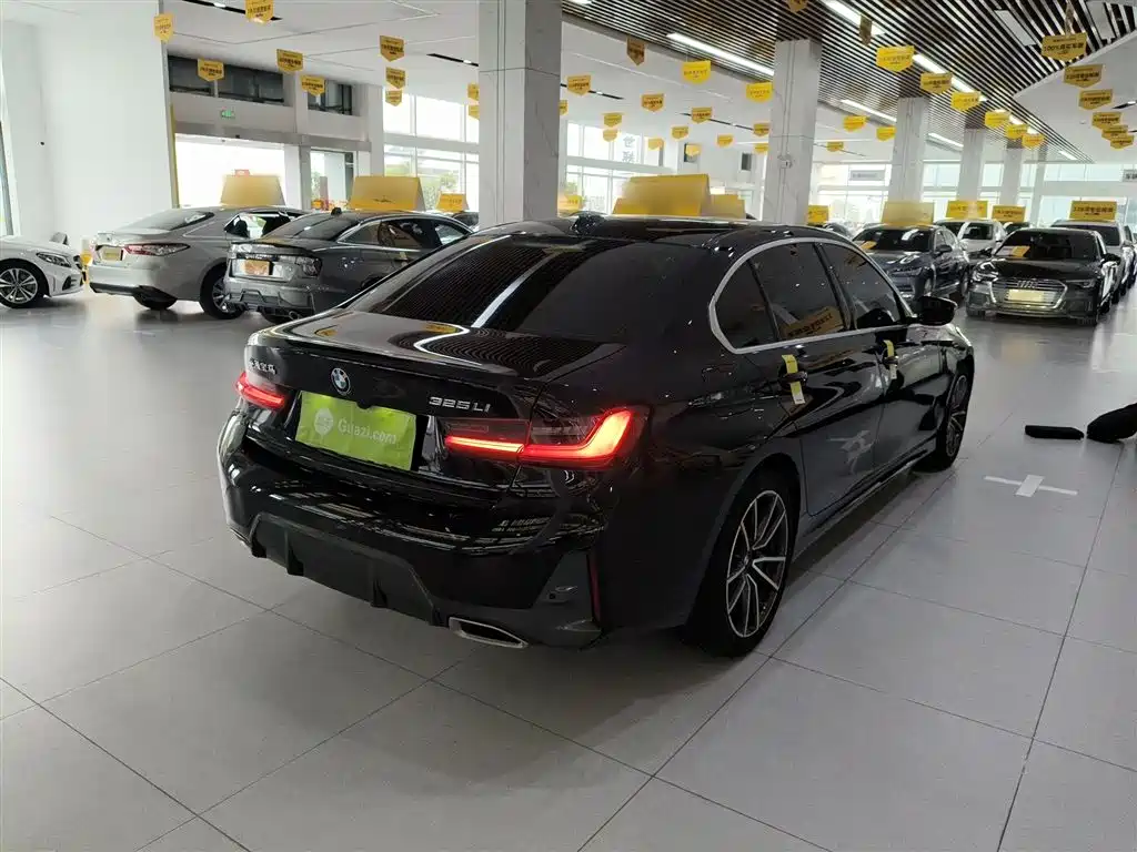 BMW 3 Series 2024 325Li M Sports Package купить на сайте DeffCars