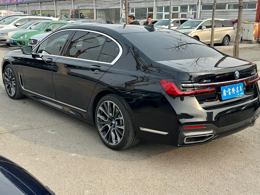 BMW 7 Series 2019 740Li xDrive Executive M Sports Package купить на сайте DeffCars