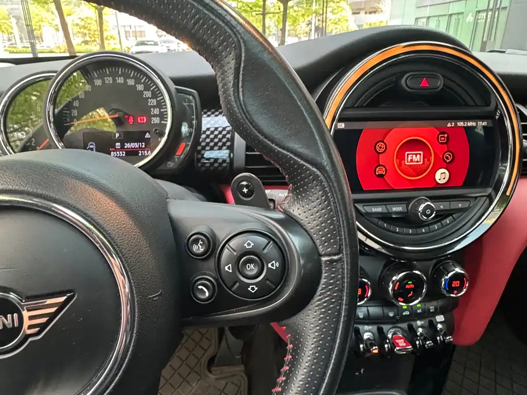 MINI 2019 2.0T COOPER S Classic купить на сайте DeffCars