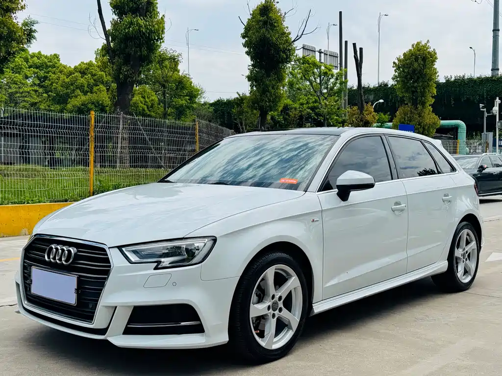 Audi A3 2018 30th anniversary model Sportback 35 TFSI fashionable model купить на сайте DeffCars