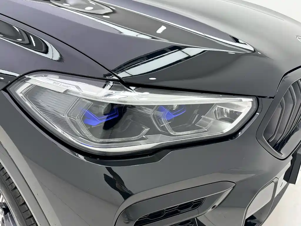 BMW X6 2022 facelift second xDrive40i M sports package купить на сайте DeffCars