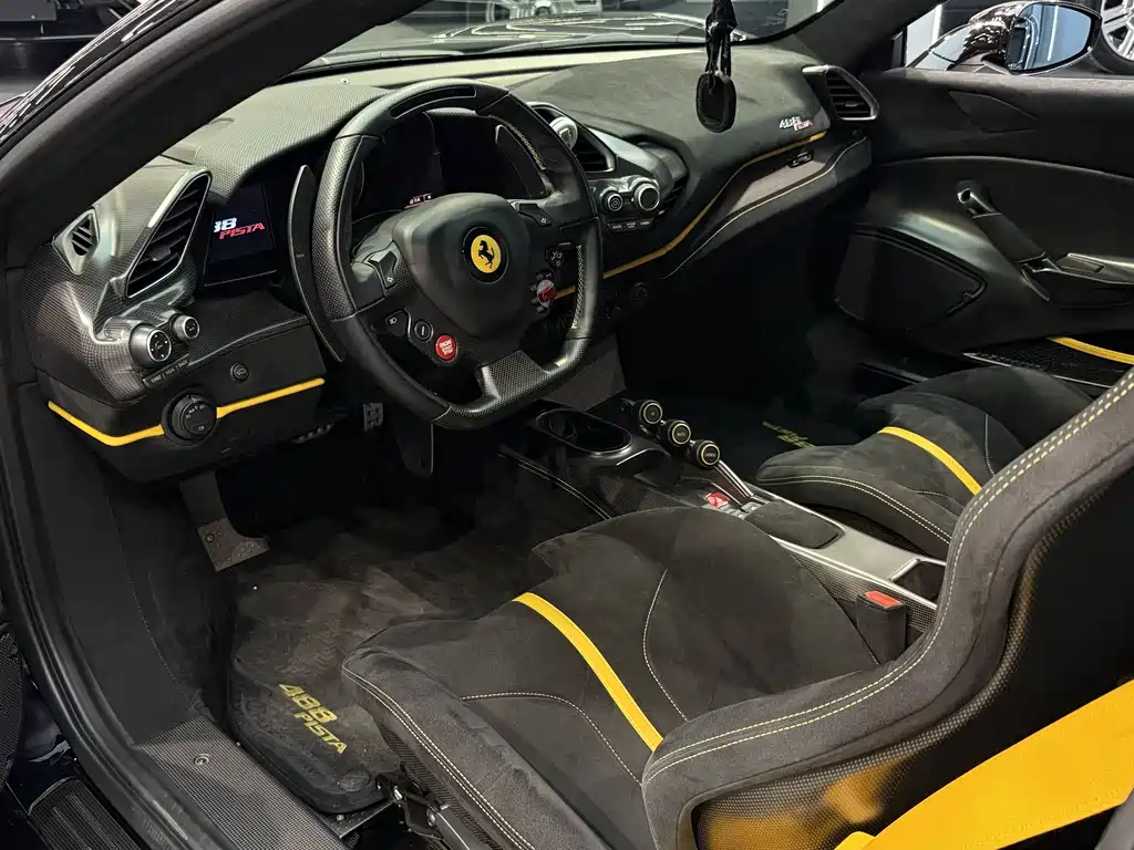 Ferrari 488 2018 Pista купить на сайте DeffCars