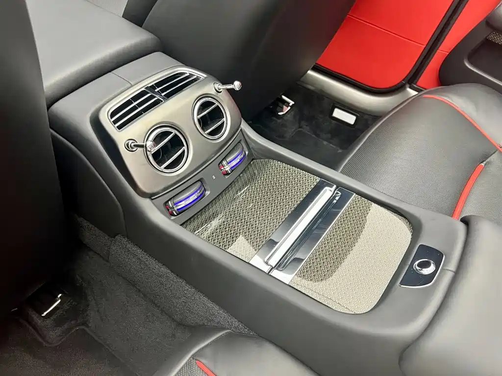 Yaoying 2018 6.6T Black Badge купить на сайте DeffCars