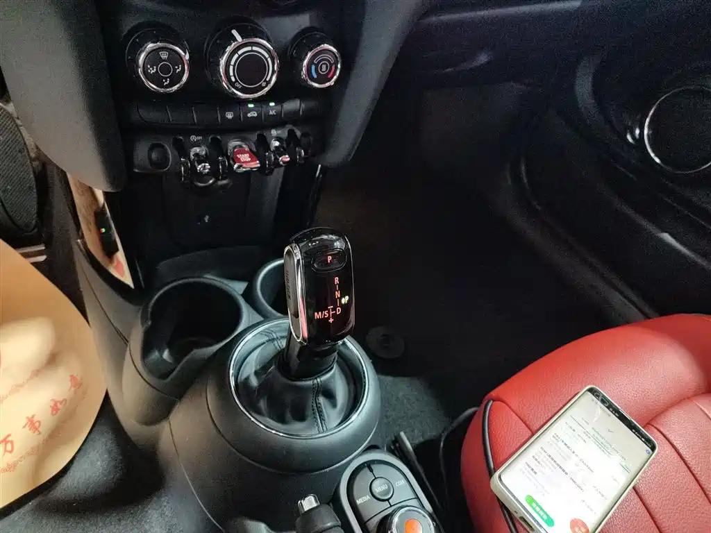 MINI 2019 1.5T ONE PLUS купить на сайте DeffCars