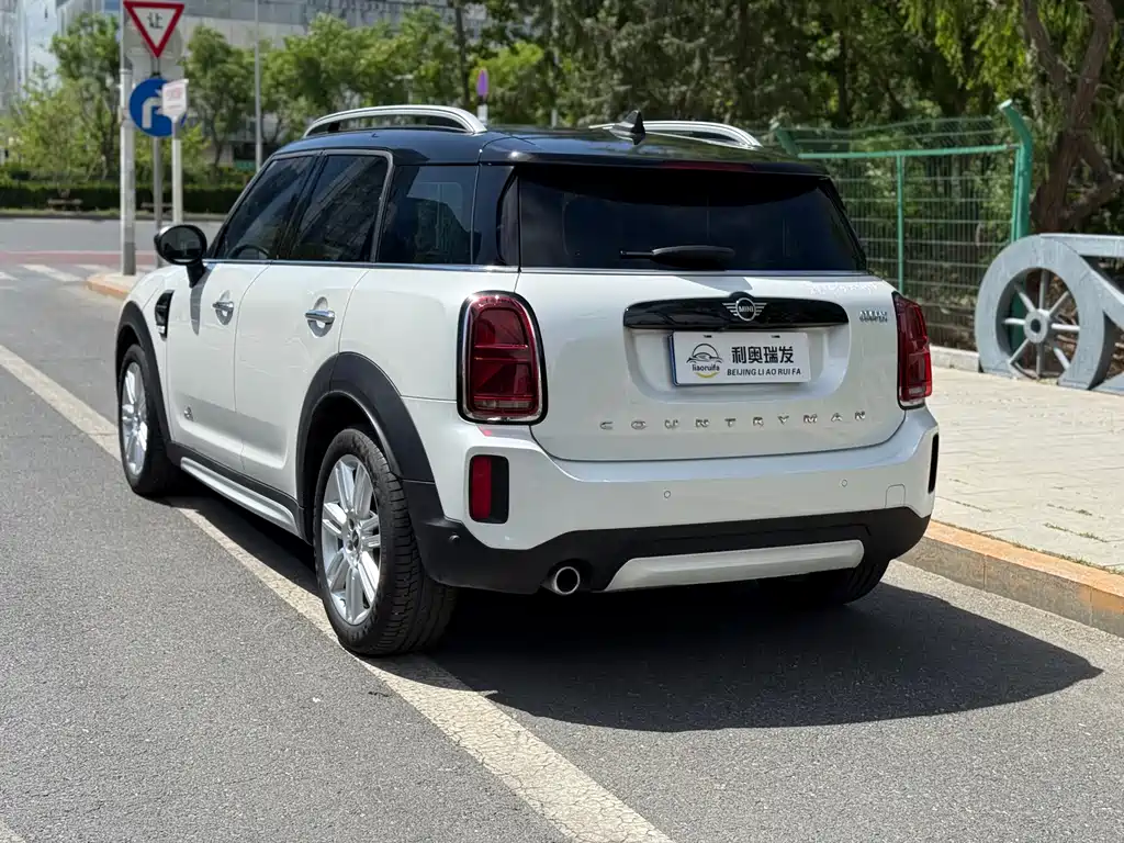 MINI COUNTRYMAN 2023 facelift 1.5T COOPER connoisseur купить на сайте DeffCars