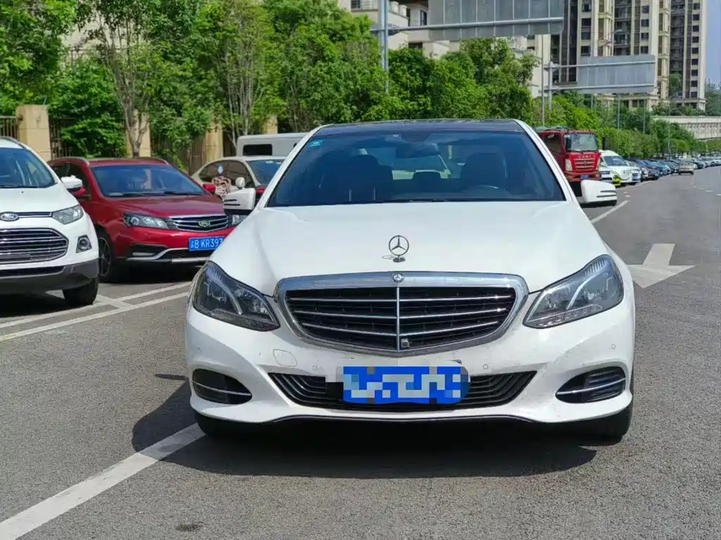 Mercedes-Benz E-Class 2015 E 200 L купить на сайте DeffCars