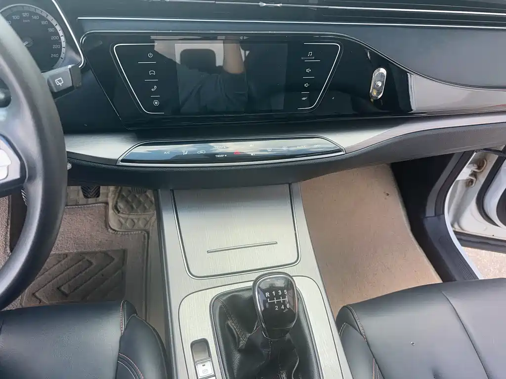 Changan Auchan X7 2020 1.5T manual luxury model купить на сайте DeffCars