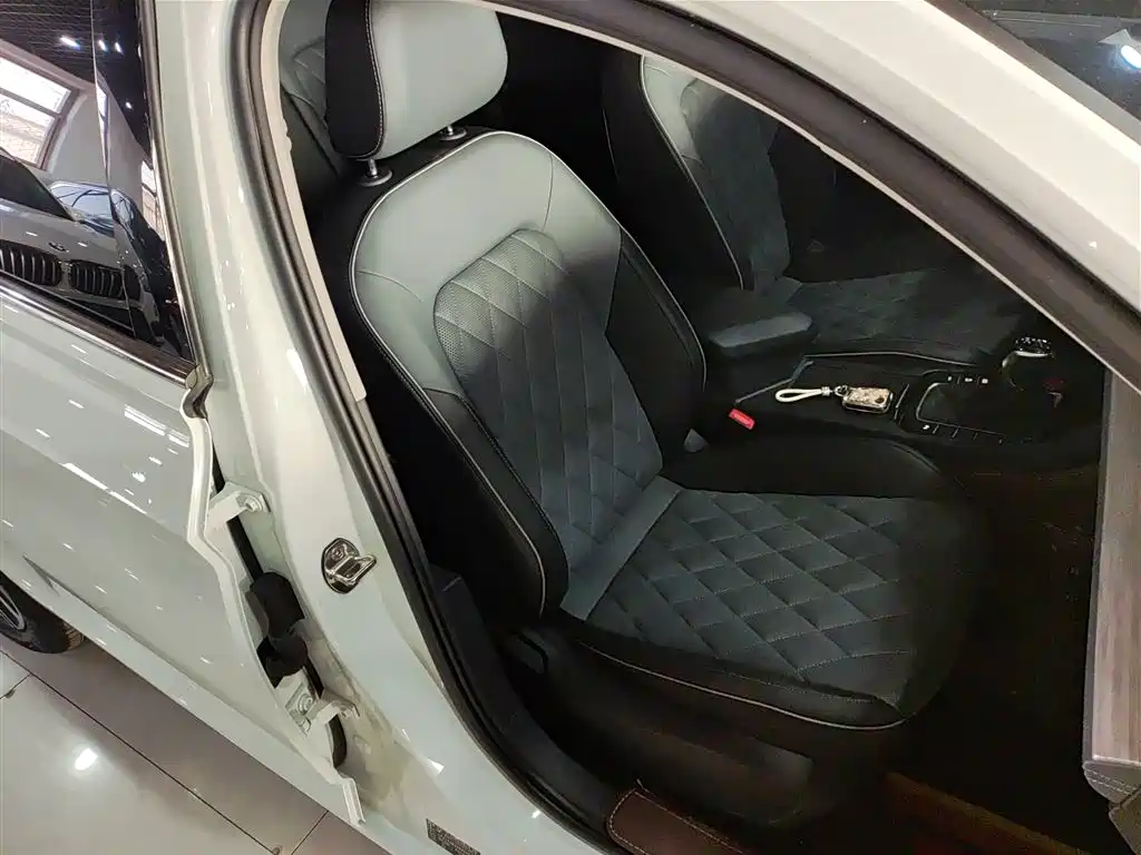Sagitar 2023 200TSI DSG Super Edition купить на сайте DeffCars