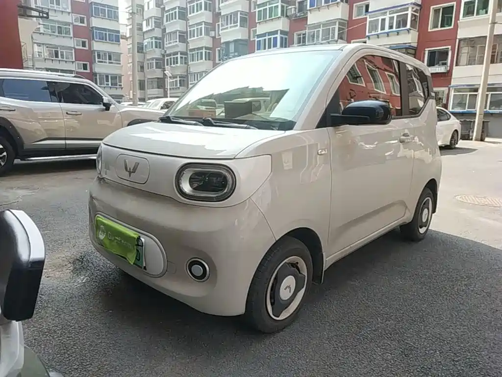 Hongguang MINIEV 2024 third generation 215km youth version купить на сайте DeffCars