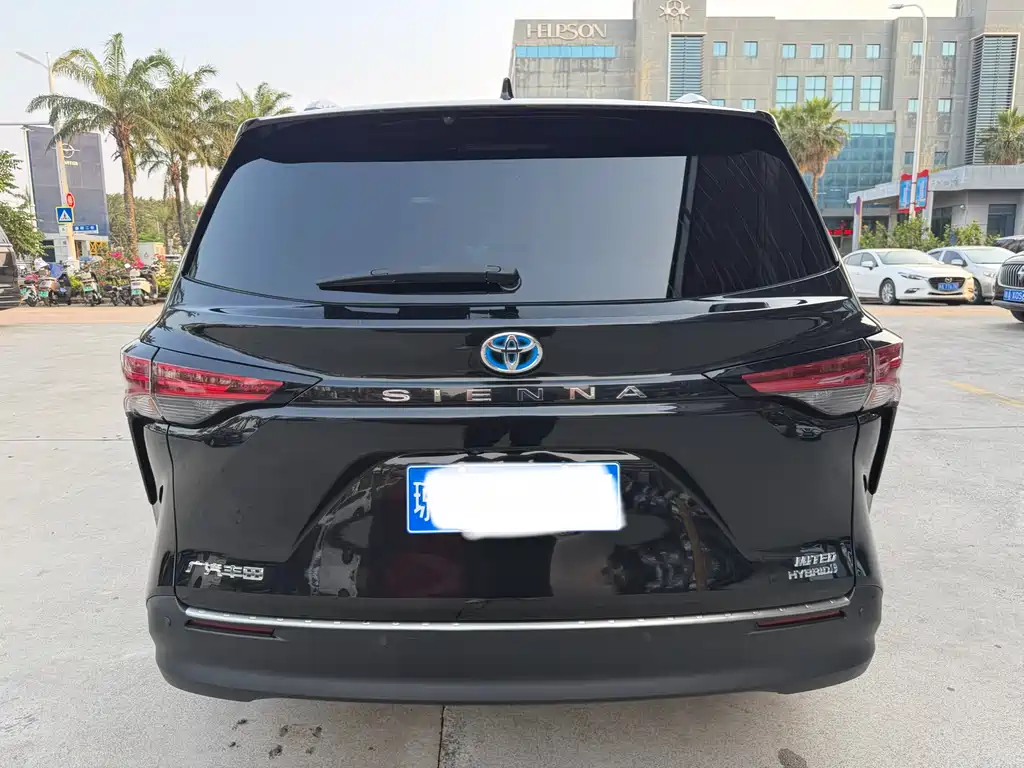SIENNA 2023 2.5L Hybrid Comfort Edition купить на сайте DeffCars