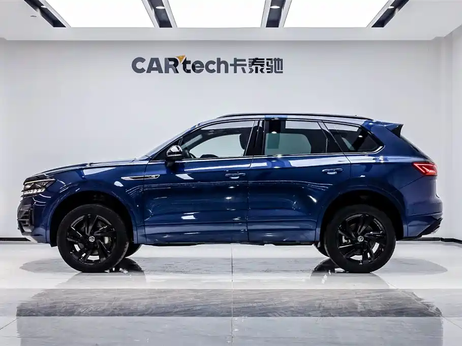 Touareg 2023 3.0TSI Ruixiang Edition Obsidian Sports Package купить на сайте DeffCars