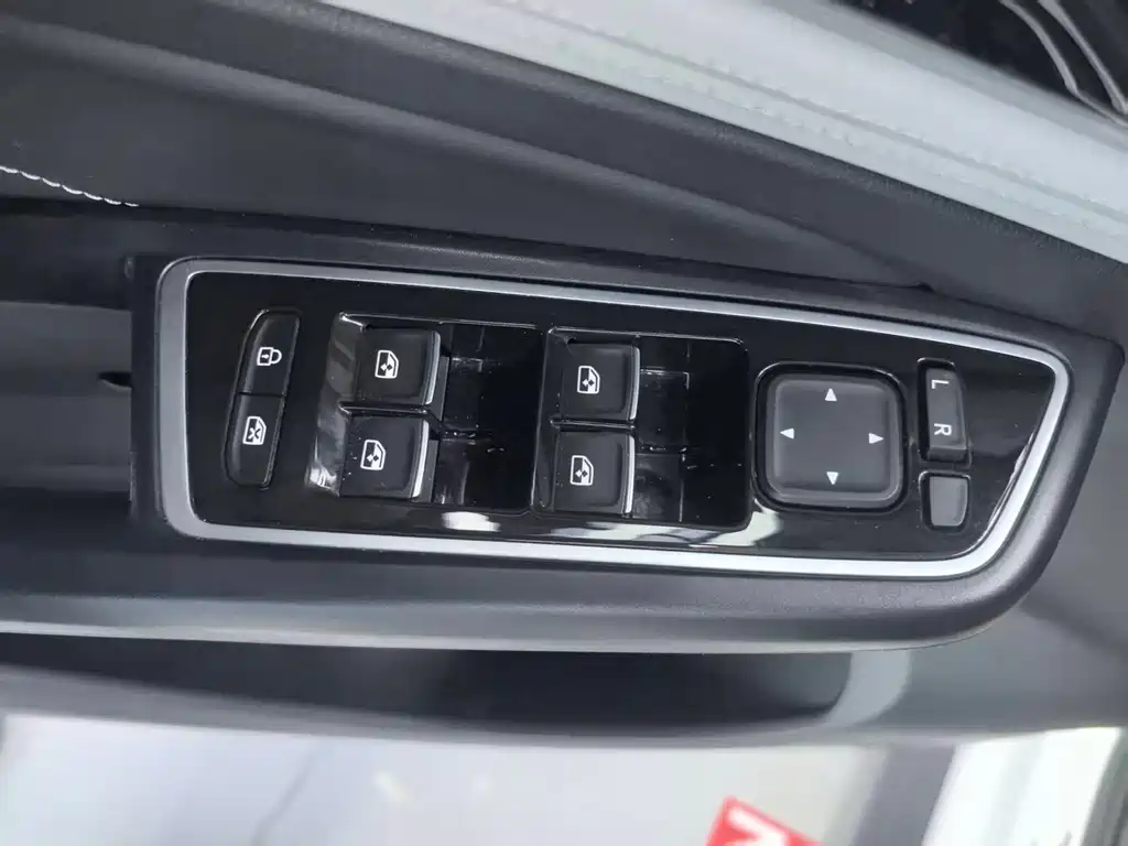 Jetta VS5 2023 280TSI automatic joy model купить на сайте DeffCars