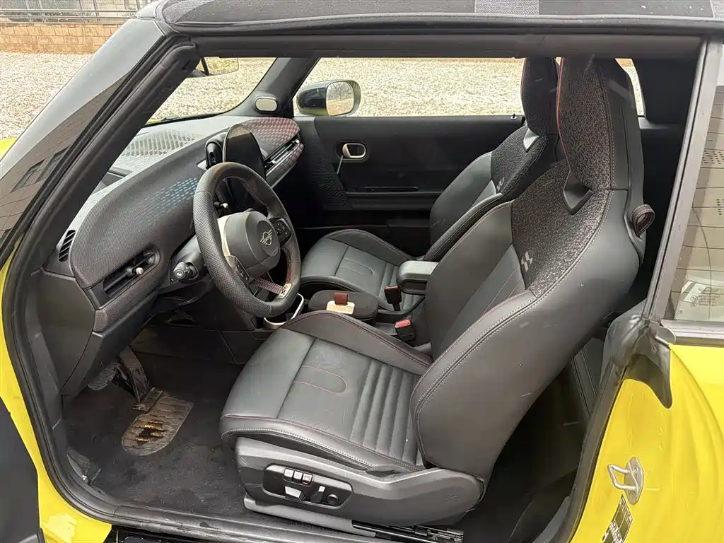 MINI 2025 2.0T COOPER S CABRIO Artist купить на сайте DeffCars
