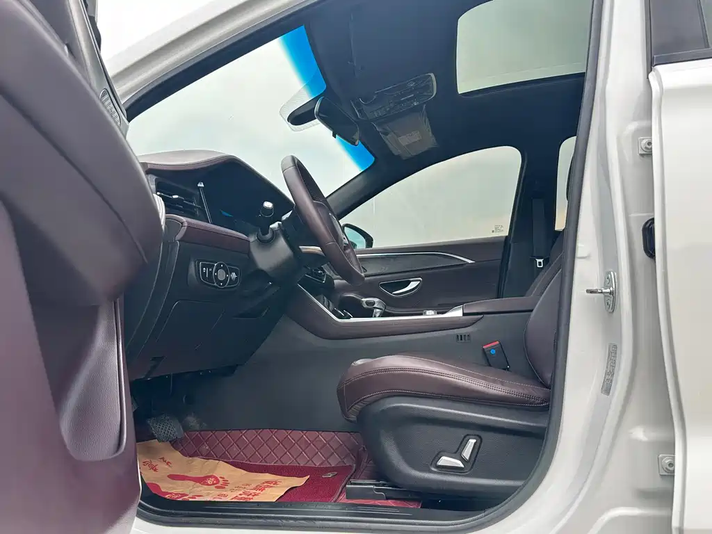 Jietu X90 2023 Zilong 2.0T DCT Victory Edition 7 seats купить на сайте DeffCars