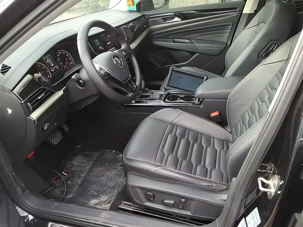 Passat 2019 330TSI Elite Edition National VI купить на сайте DeffCars