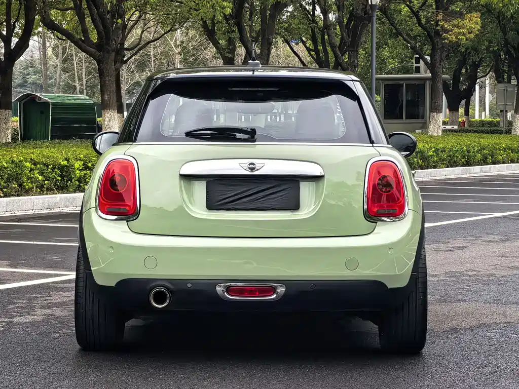 MINI 2018 1.5T COOPER Color Commemorative Edition Five-Door Edition купить на сайте DeffCars