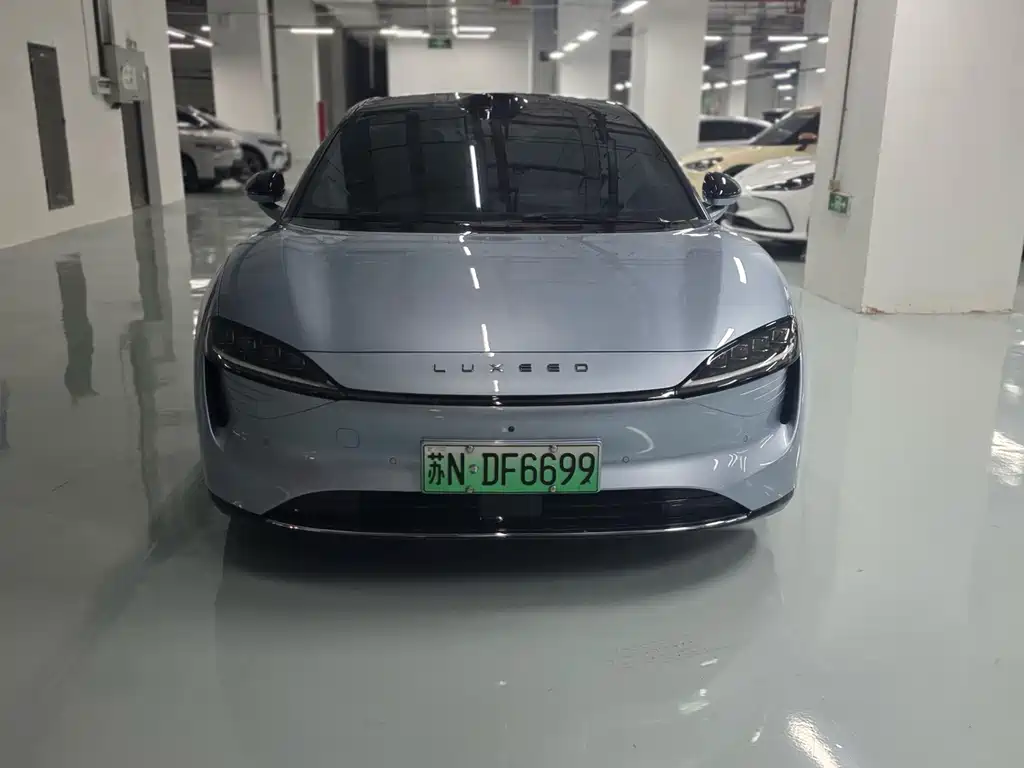 Zhijie S7 2024 Max rear-wheel drive long-range smart driving version купить на сайте DeffCars