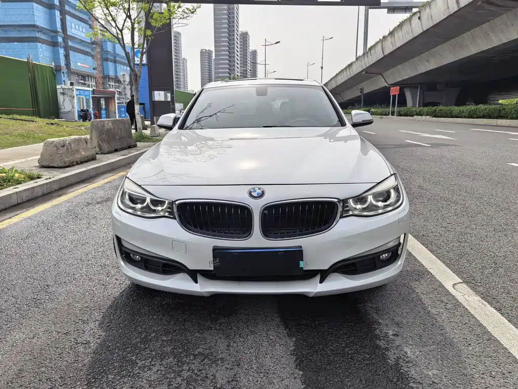 BMW 3 Series GT 2014 320i Leading Model купить на сайте DeffCars