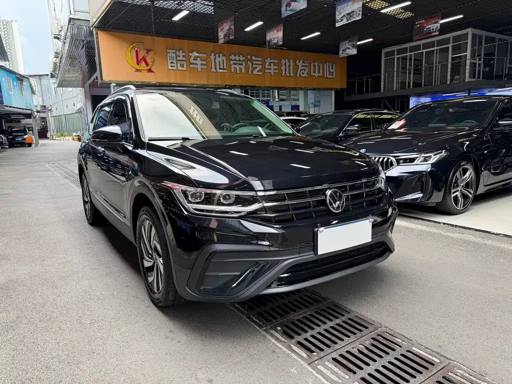 Tiguan L 2025 model 300TSI automatic two-wheel drive Dragon version купить на сайте DeffCars