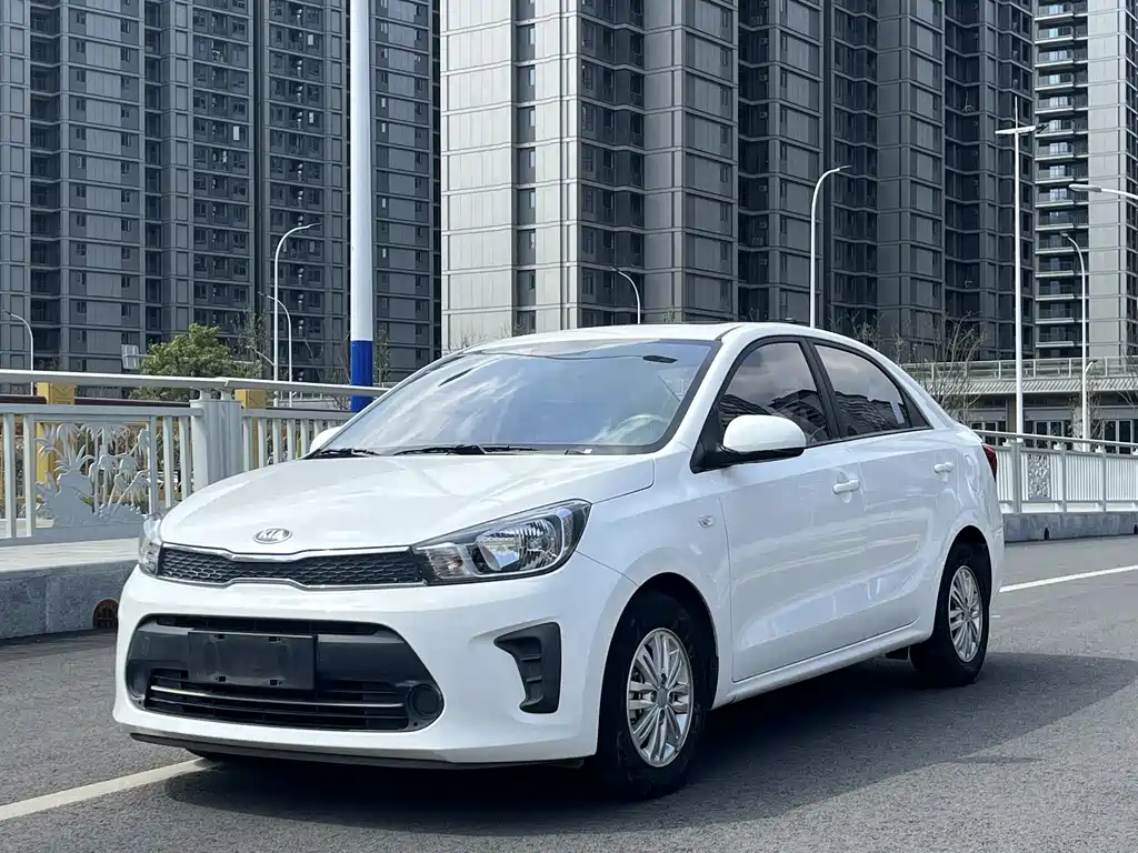 Huanchi 2020 1.4L automatic comfort sunroof version купить на сайте DeffCars