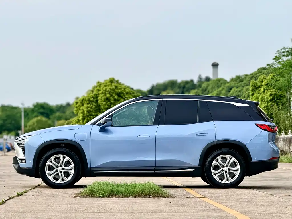 NIO ES8 2020 415KM six-seater version купить на сайте DeffCars