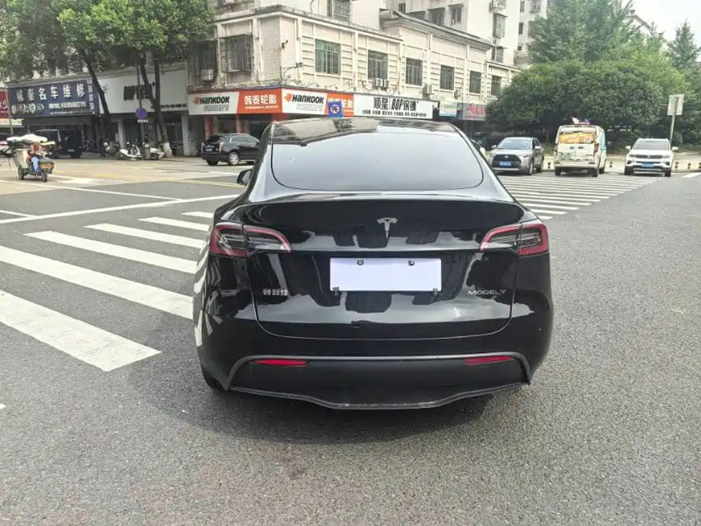 Model Y 2022 facelift rear-wheel drive version купить на сайте DeffCars