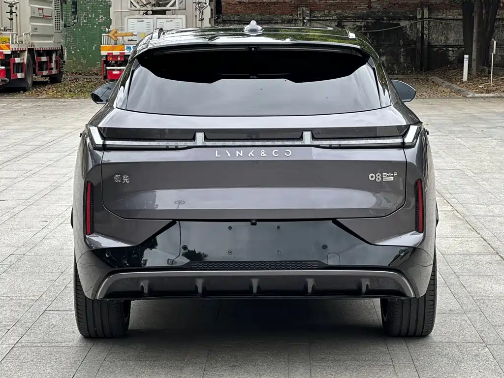 Lynk & Co 08 EM-P 2023 220km time limited edition купить на сайте DeffCars