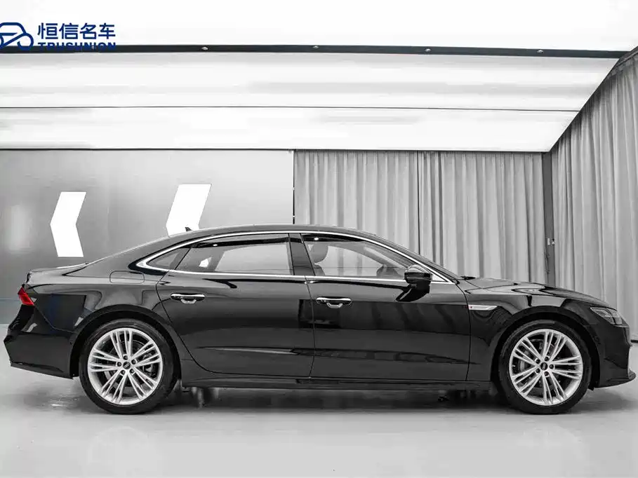 Audi A7L 2024 45 TFSI quattro luxury model купить на сайте DeffCars