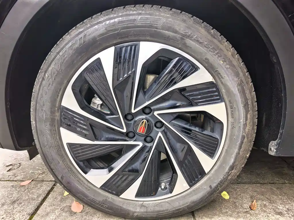 Hongqi HS7 PHEV 2024 2.0T PHEV four-wheel drive Qichang version 7 seats купить на сайте DeffCars