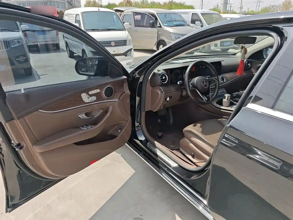 Mercedes-Benz E-Class 2023 facelift E 300 L fashionable model купить на сайте DeffCars