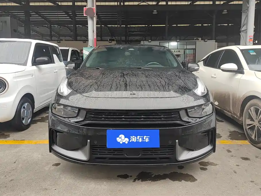 Lynk & Co 03 2020 2.0TD Automatic Pro version купить на сайте DeffCars