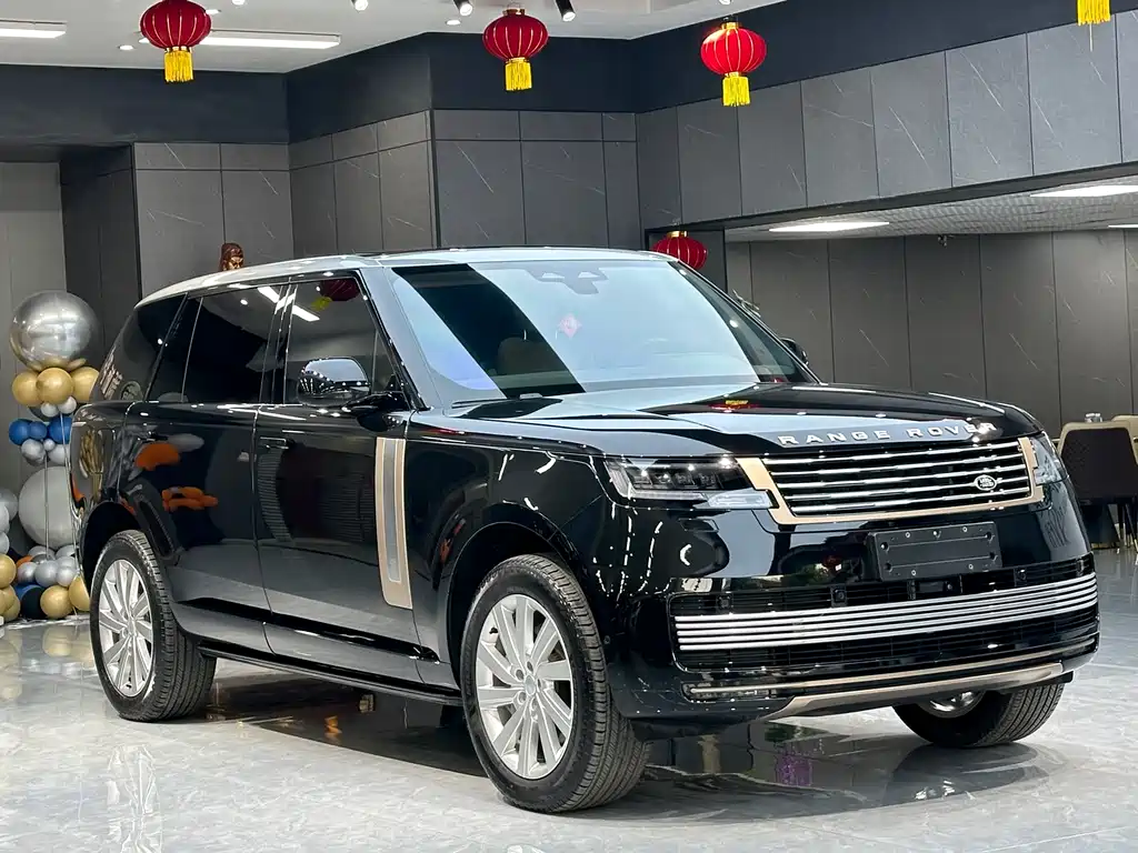 Range Rover 2025 3.0 L6 400PS Extended Edition купить на сайте DeffCars