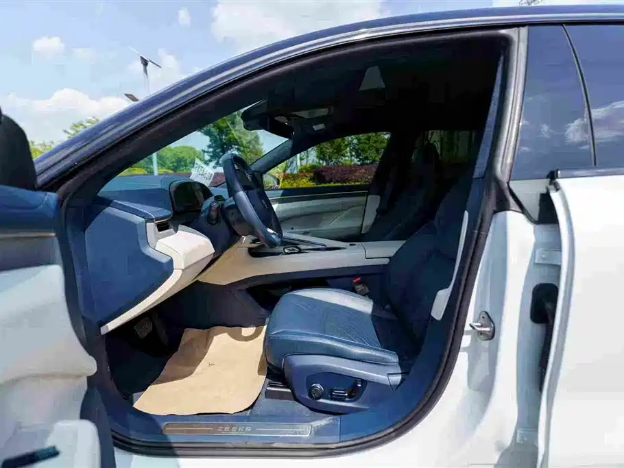 Jikrypton 001 2024 YOU version 100kWh four-wheel drive купить на сайте DeffCars