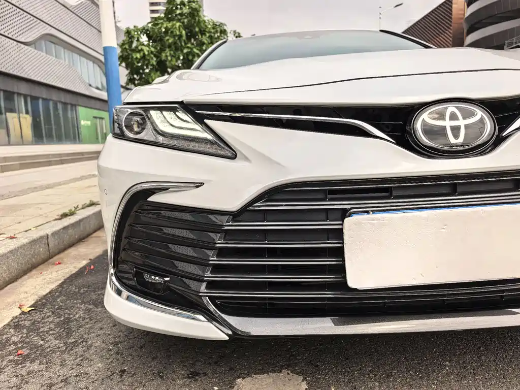 Camry 2021 2.0G Deluxe Edition купить на сайте DeffCars