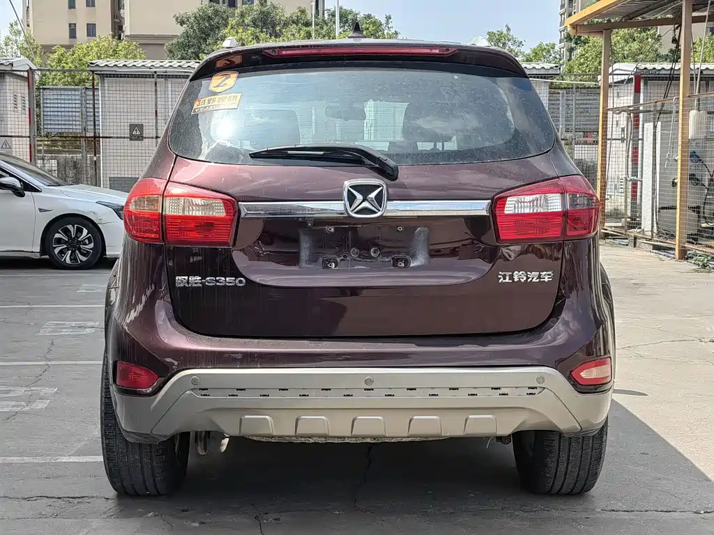 Yusheng S350 2017 2.0T automatic two-wheel drive diesel luxury sunroof version 5 seats купить на сайте DeffCars