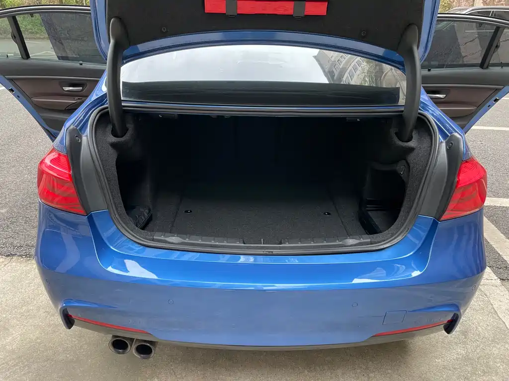 BMW 3 Series 2018 320Li Leading M Sports Package купить на сайте DeffCars