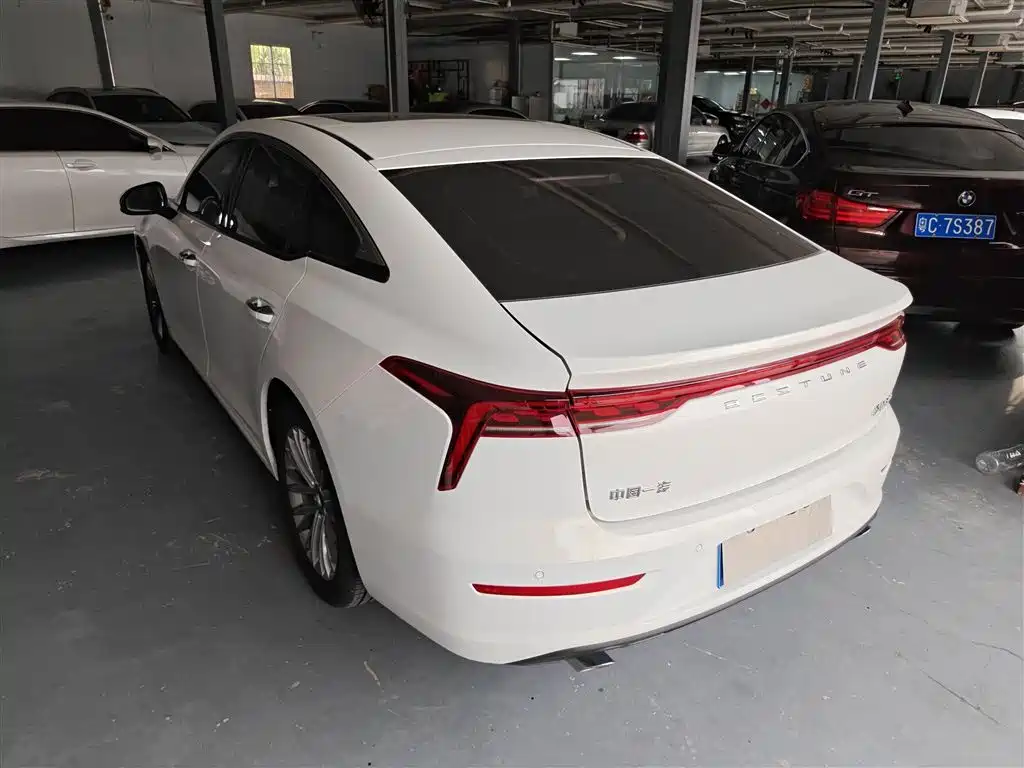 Pentium B70 2025 Longyao Edition 1.5T Enjoyment Type купить на сайте DeffCars