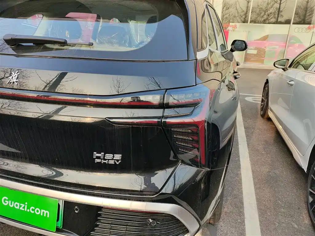 Hongqi HS3 PHEV 2025 model 125km Jinwei PLUS 2 million commemorative edition купить на сайте DeffCars