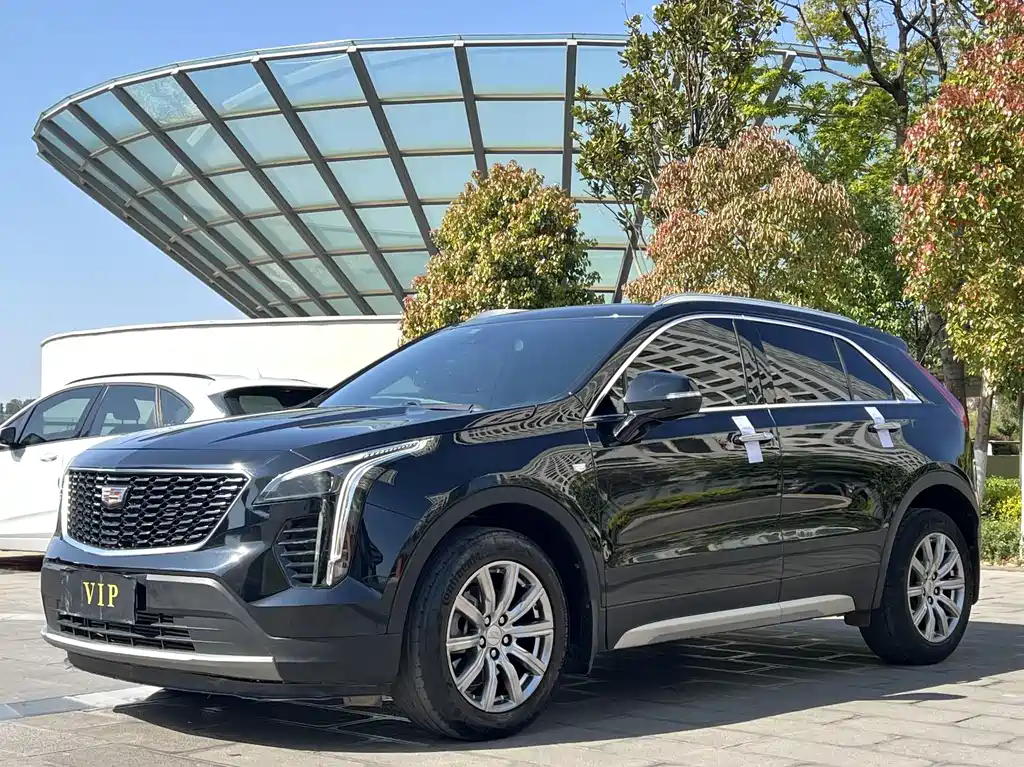 Cadillac XT4 2022 28T two-wheel drive luxury model купить на сайте DeffCars