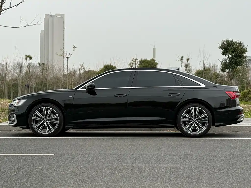 Audi A6L 2024 45 TFSI quattro premium dynamic model купить на сайте DeffCars