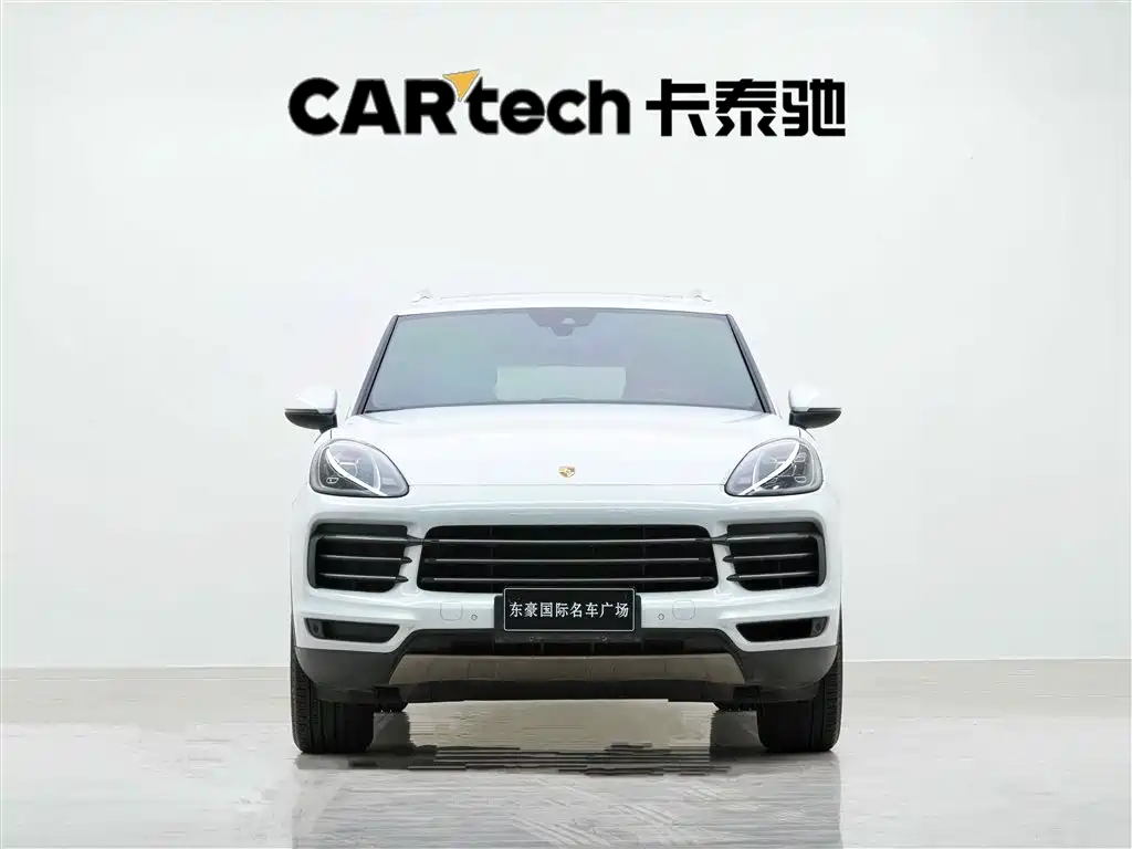 Cayenne New Energy 2019 Cayenne E-Hybrid 2.0T купить на сайте DeffCars
