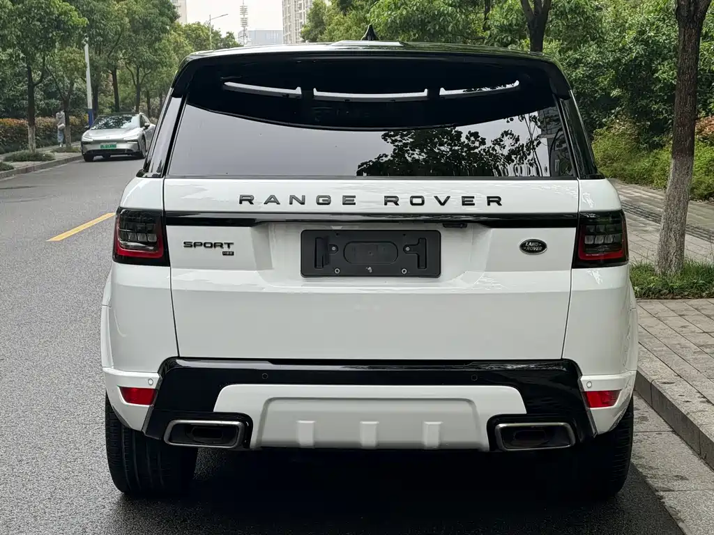 Range Rover Sport 2021 3.0 L6 Black Edition купить на сайте DeffCars